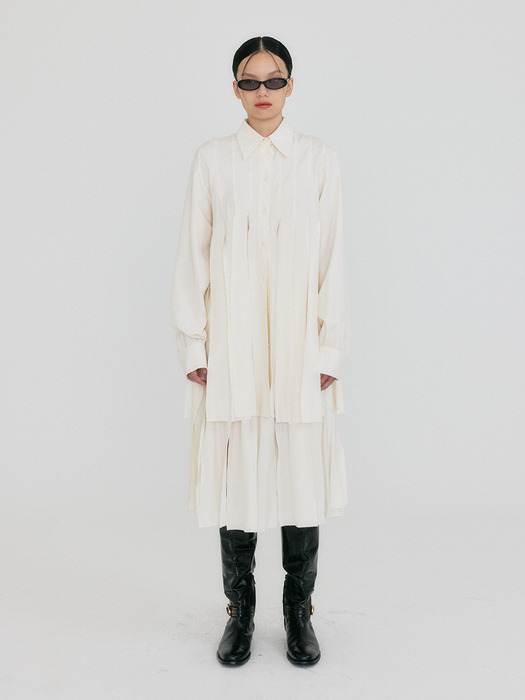 ZLAIRE Pleated Shirts - Ivory