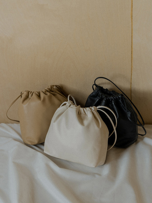 JOY COW LEATHER BAG_IVORY