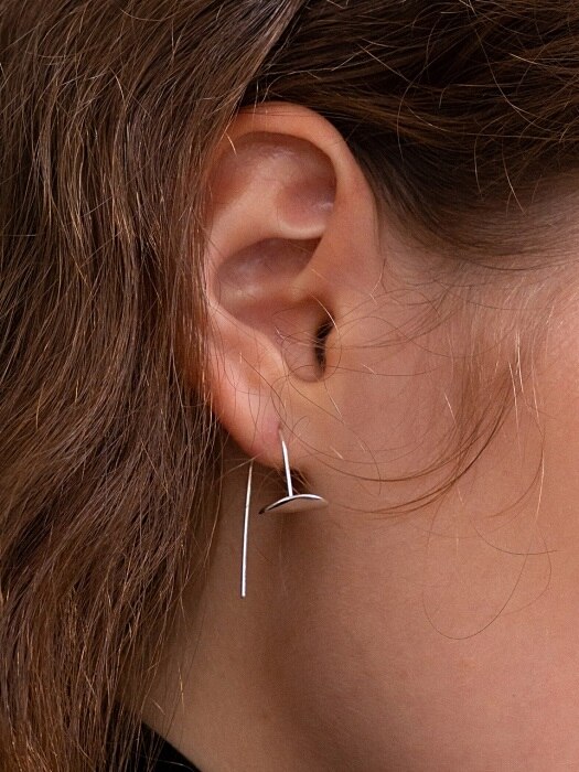 Line seeds earring