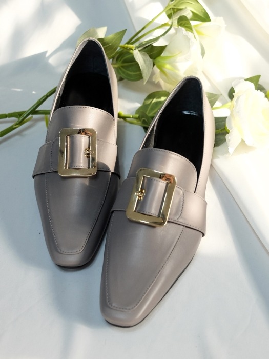 buckle decorated pint loafer P9016