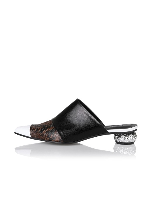 Adora sandals / 19PF-S401 White+Brown Python+Metalic Black