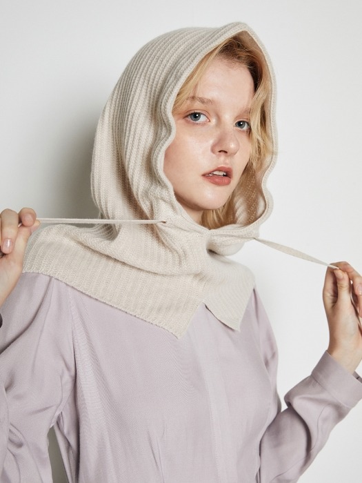 CASHMERE BLENDED WOOL KNIT HOOD