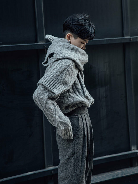 20FW Cable Round Knit