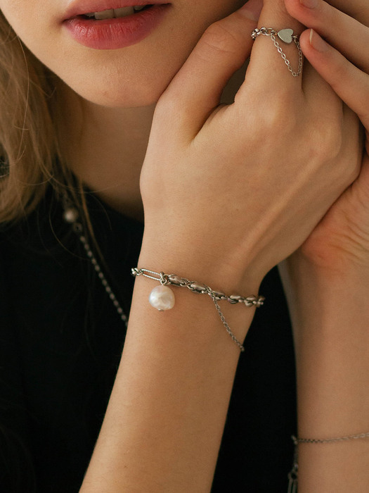 pearl point two chain bracelet