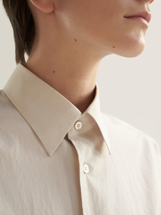 harf sleeve shirts cream