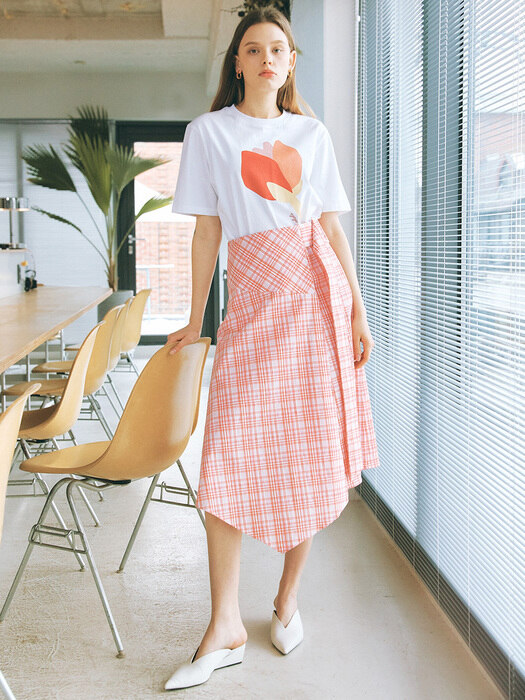 BELLA BELTED CHECK WRAP SKIRT_RED (EEOO2SKR01W)