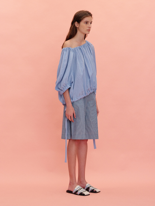 ROLLY Short Sleeve Puff Blouse - Sky Blue