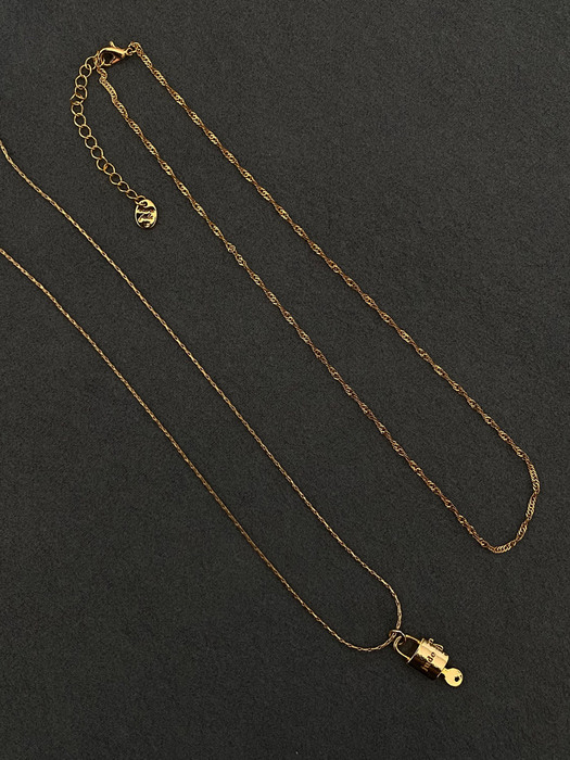 215 Key necklace gold 2set