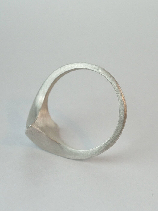 one pointed cross ring