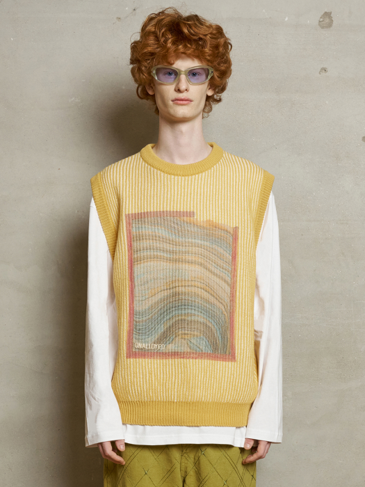 STRATUM KNIT VEST / YELLOW