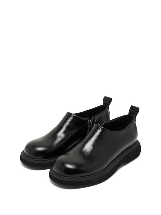 Bumper loafer glossy black