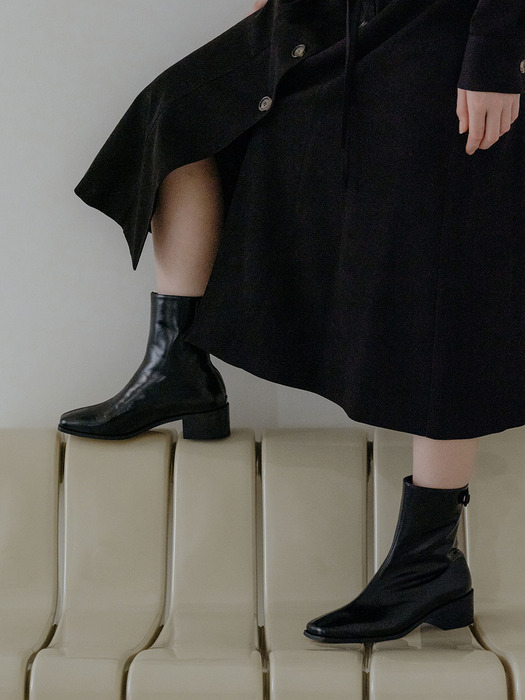 mia ankle boots_ black
