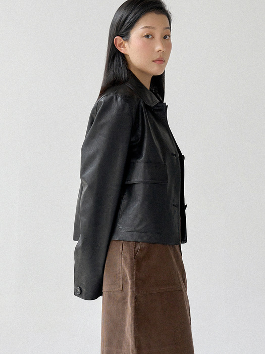 Fluid Leather short jacket (Black)