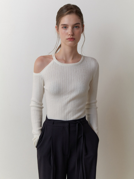 Betty open shoulder knit (ivory)