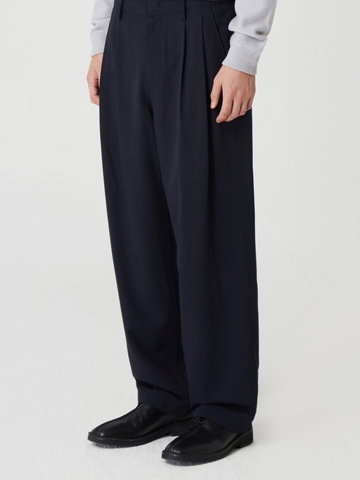 PLEATED SIDE ADJUSTER PANTS DARK NAVY