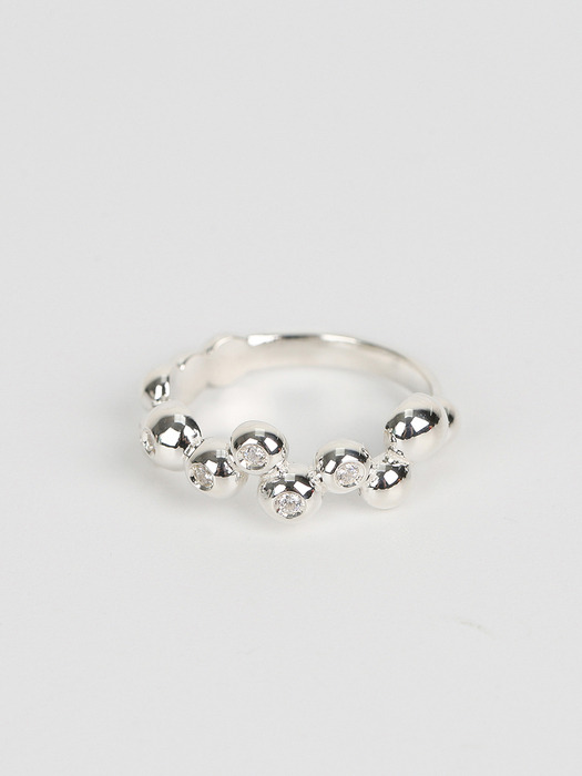 Gacha cubic ball ring (white) (925 silver)