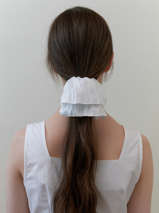 pleats chiffon scrunch - white