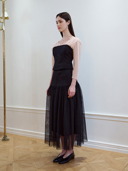 [9차리오더] Laurent jacquard blouse [Black]