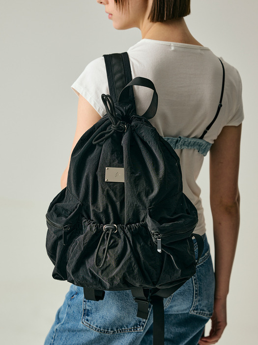 LIGHT STREET SMALL BACKPACK [BLACK]