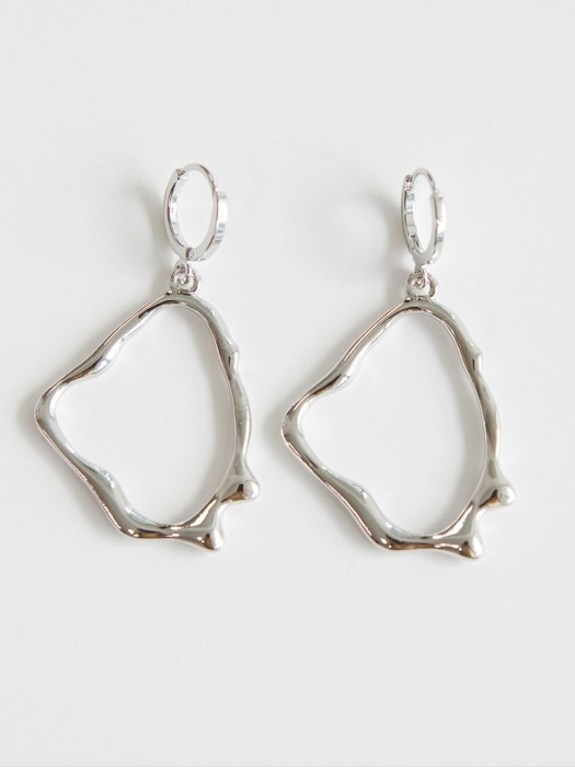 crema silver hoop earrings