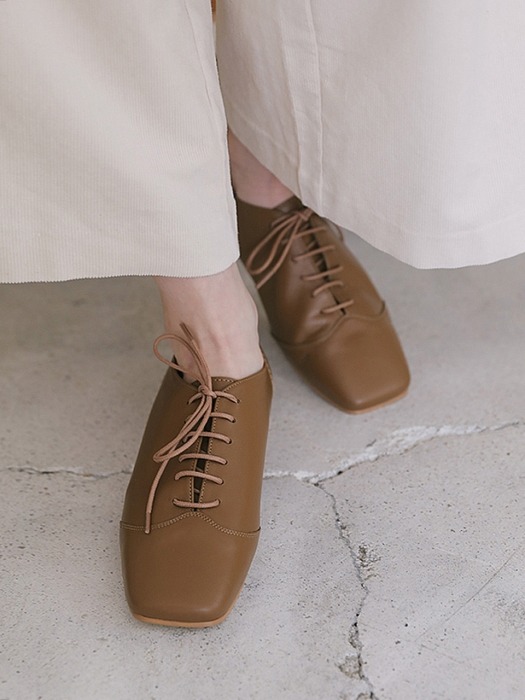 main lace up loafer_camel 