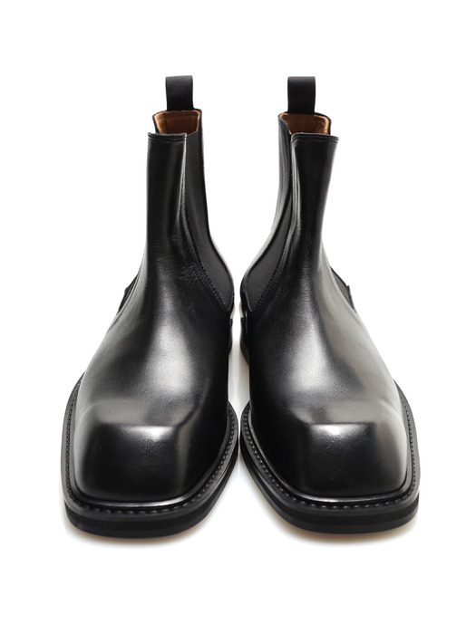 009 Square chelsea boot black 