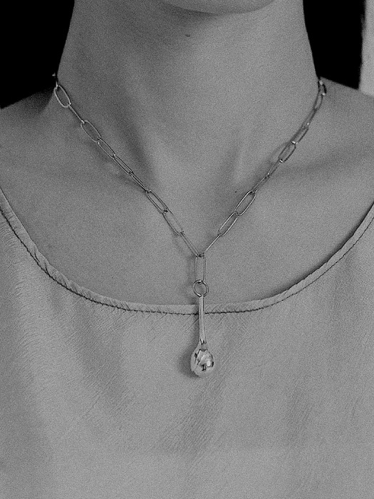 Bud necklaces - medium