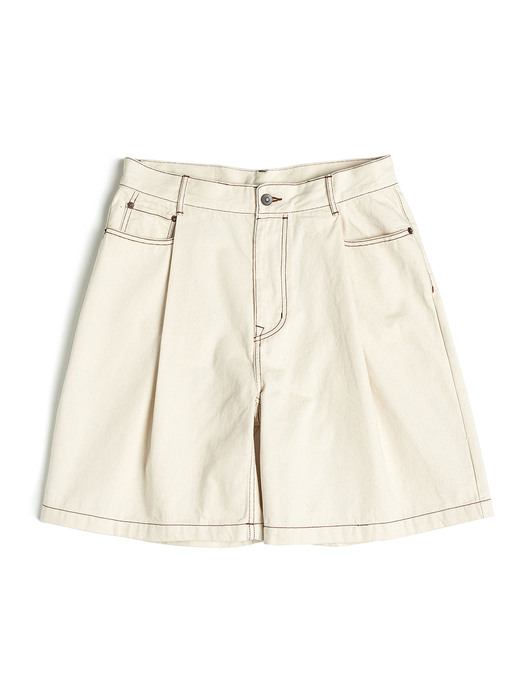 ONE TUCK DENIM SHORTS / ECRU