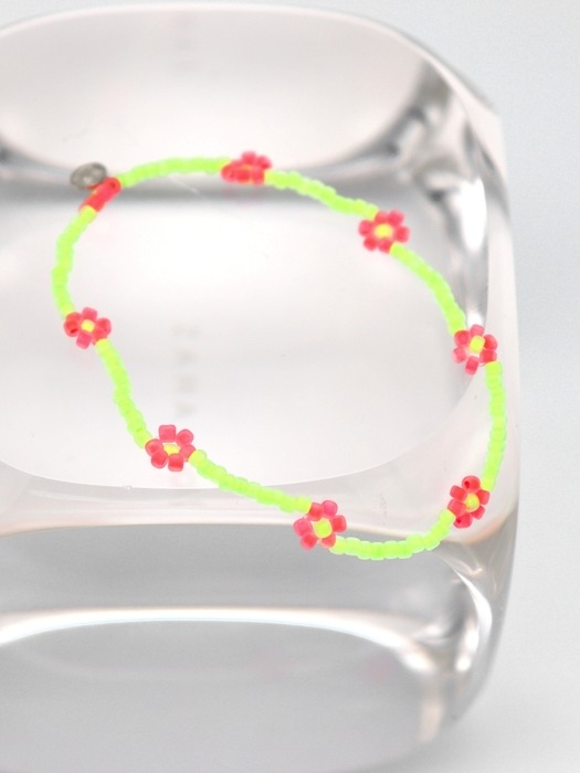 Flower crush neon color beads Bracelet 스마일 참 네온컬러 꽃 비즈 팔찌