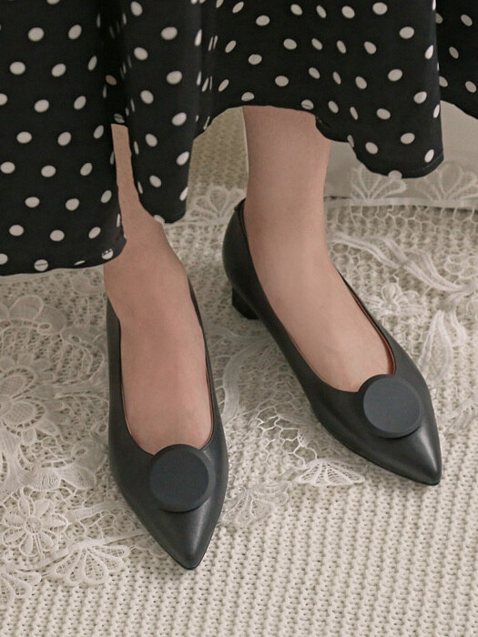 1384 Selenia Pumps