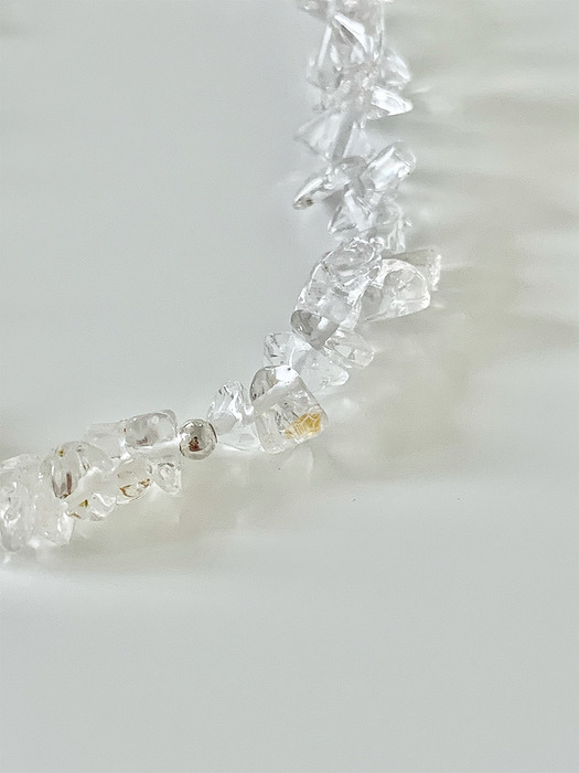 white quartz chips ice bracelet