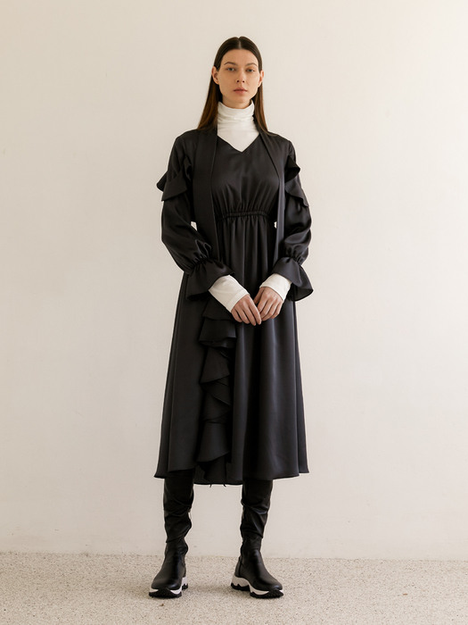 RUFFLE POINT MAXI DRESS - CHARCOAL BLACK