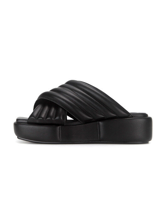 Puffed criss cross sandals | Black