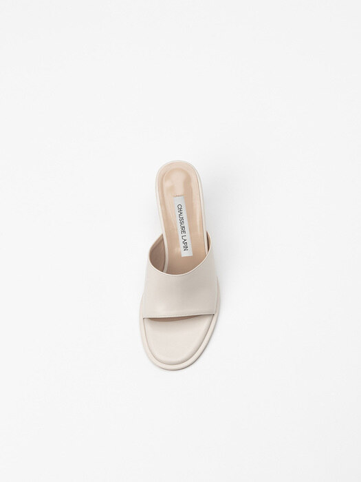 Lamarel Mule Sandals in Ivory