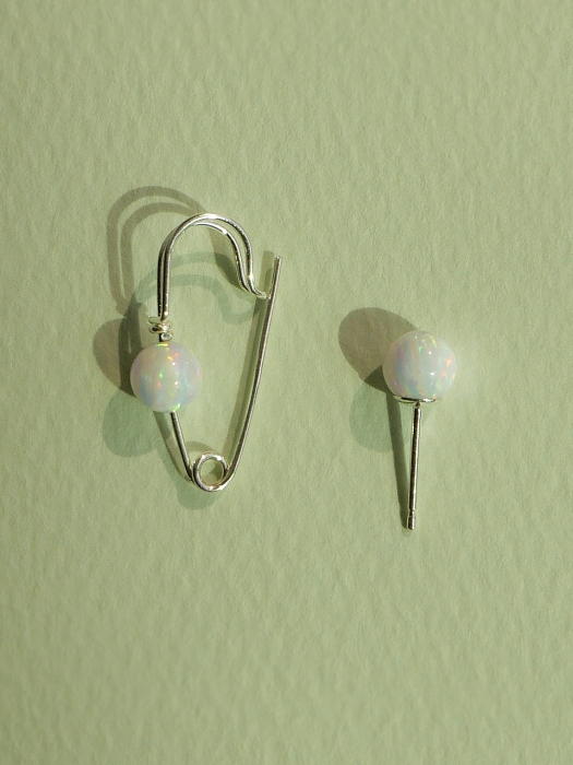 Opal stone clip