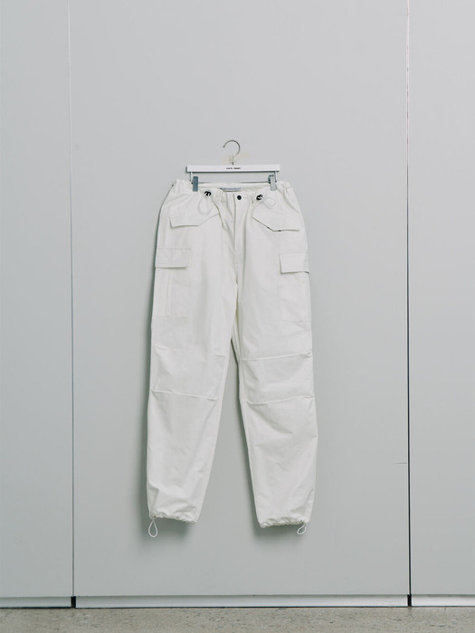 MPa PARACHUTE PANTS (ECRU)