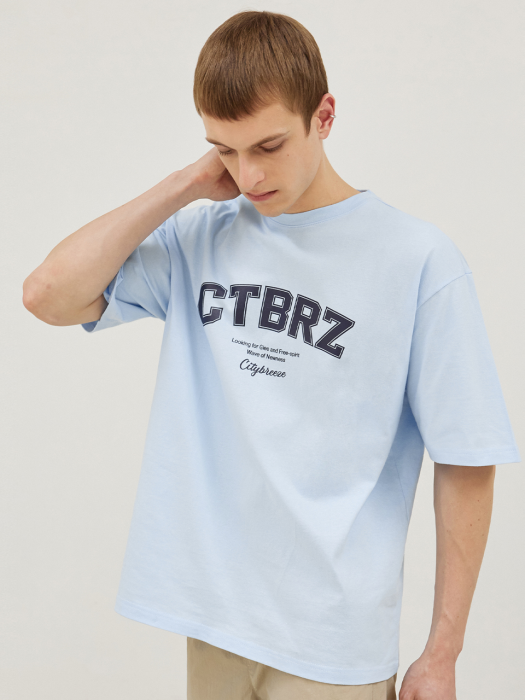 CTBRZ 아치 로고 반팔 티셔츠_SKY BLUE
