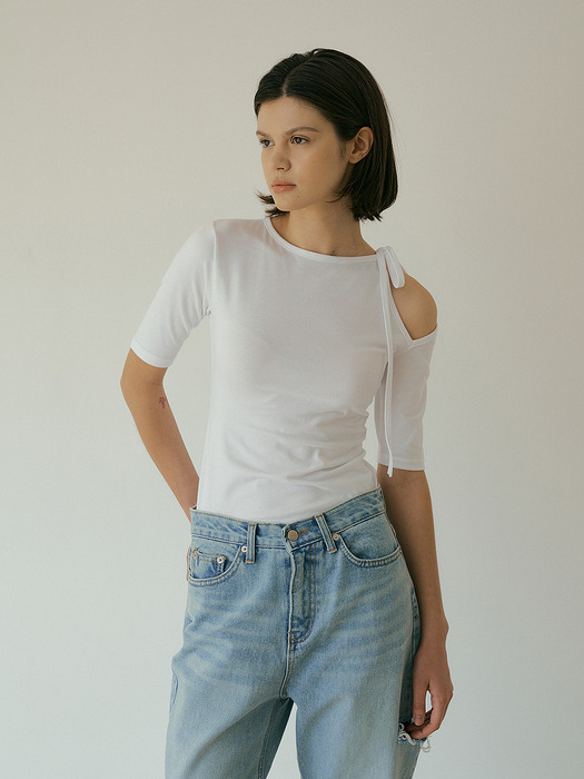 Cut-off strap sleeve (ivory)