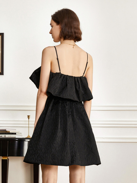 YY_Elegant ruffle embroidery dress