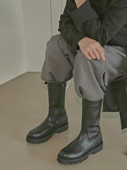 [단독]1779 Grain Half Boots