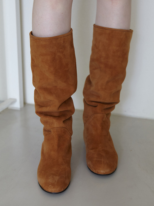 Mrc109 Boston Long Boots (Camel Suede)