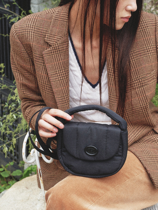 [단독]Classic Button Padding Cross bag_3COLORS