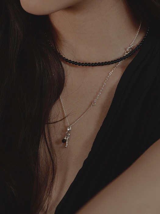 Onyx branch necklace