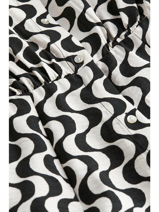 벨티드 셔츠 드레스 블랙/패턴 1219074001