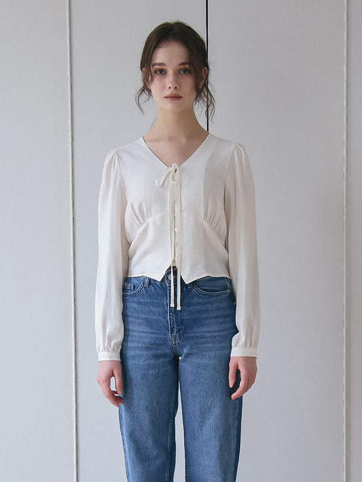 V-NECK RIBBON BLOUSE_CREAM