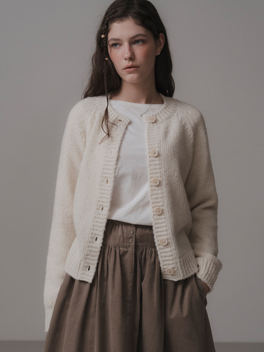 Suave knit cardigan (cream)