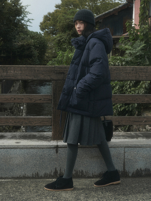 NUTTY WOOL PLEATS HALF SKIRT_NAVY