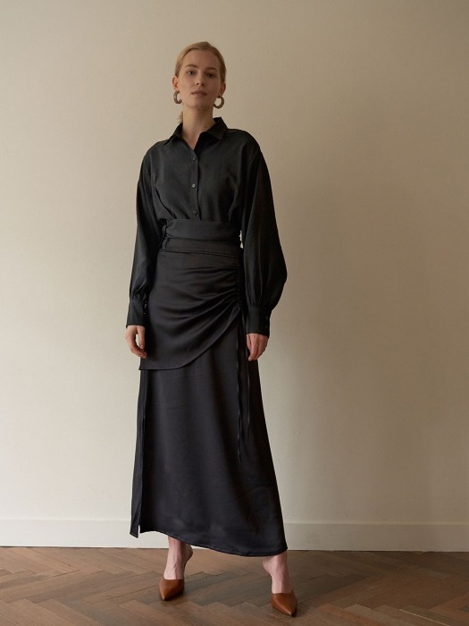 Panel shirring skirt - black