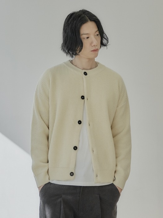 Concise Round Neck Cardigan [Egg White]