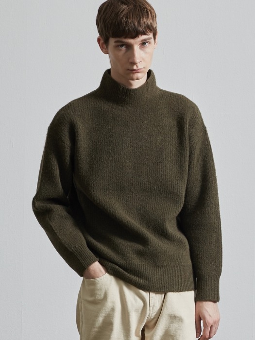 CAMEL HAIR TURTLENECK (KHAKI)